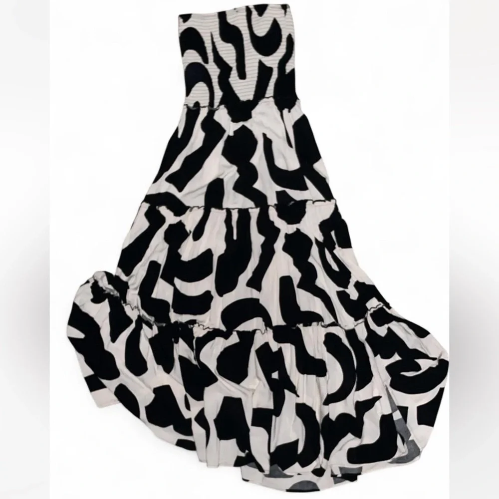 Abel the label— long black and white maxi sleeveless dress - Picture 2 of 3